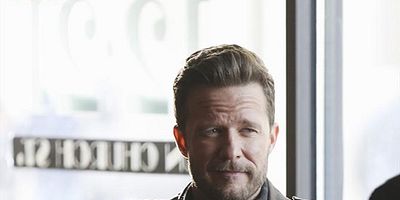 Somebody Pick Up My Pieces posteri