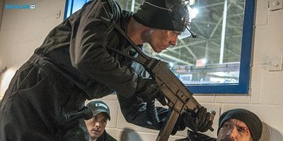 What Puts You On That Ledge posteri