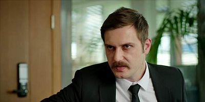 Kara Ekmek 17.Bölüm posteri