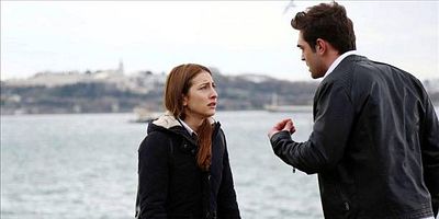 Kırgın Çiçekler 24.Bölüm posteri