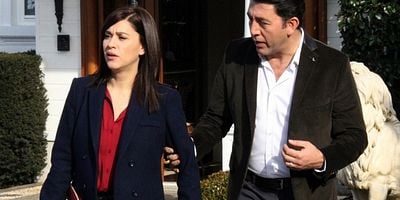 Güneşin Kızları 30.Bölüm posteri