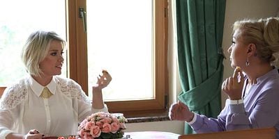 Aşk Yeniden 56.Bölüm posteri