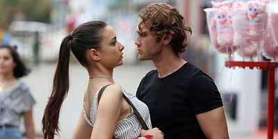 İçerde 1.Bölüm posteri