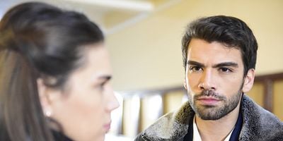 Sevda Kuşun Kanadında 28.Bölüm posteri