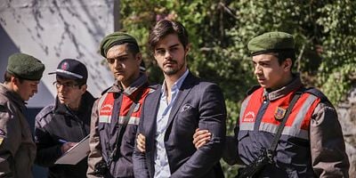 Dayan Yüreğim 12.Bölüm posteri