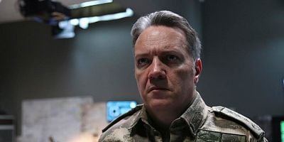 Savaşçı 8.Bölüm posteri