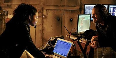 Muscle Car + Paper Clips posteri