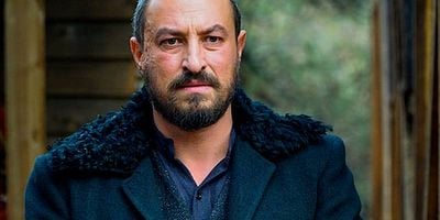 Vatanım Sensin 35.Bölüm posteri