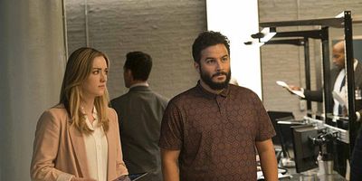 City Folk Under Wraps posteri