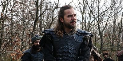 Diriliş Ertuğrul 102.Bölüm posteri