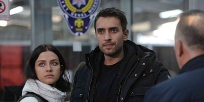 Sen Anlat Karadeniz 4.Bölüm posteri