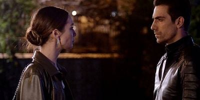 Siyah Beyaz Aşk 22.Bölüm posteri