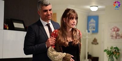 İstanbullu Gelin 52.Bölüm posteri