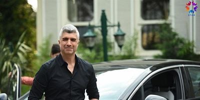 İstanbullu Gelin 53.Bölüm posteri