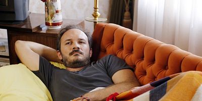 Keşke Hiç Büyümeseydik 3.Bölüm posteri