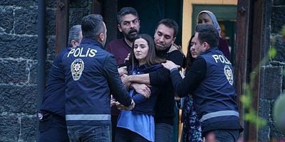 Sen Anlat Karadeniz 30.Bölüm posteri