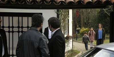 Kadın 50.Bölüm posteri