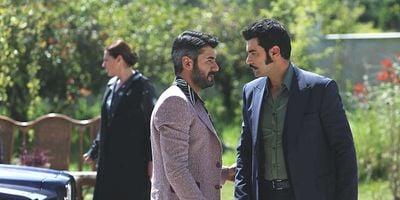 Bir Zamanlar Çukurova 32.Bölüm posteri