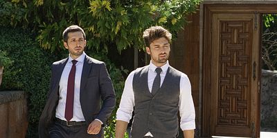 Elimi Bırakma 45.Bölüm posteri