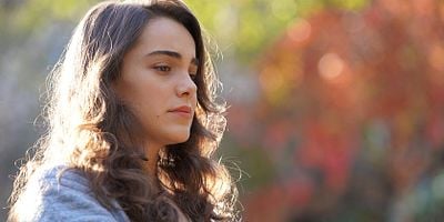 Aşk Ağlatır 12.Bölüm posteri