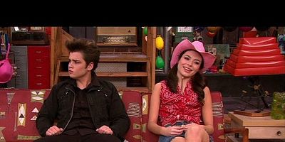 iPity The Nevel posteri