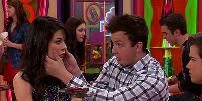 iBattle Chip posteri