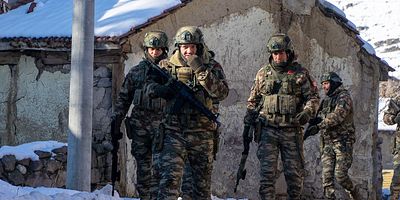 Savaşçı 90.Bölüm posteri