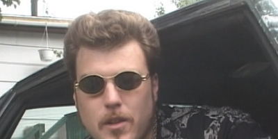 Never Trust a Man with No Shirt On posteri