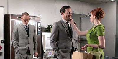 Guy Walks Into an Advertising Agency posteri