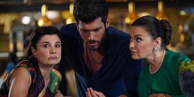 Bay Yanlış 9.Bölüm posteri