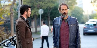 Hekimoğlu 28.Bölüm posteri