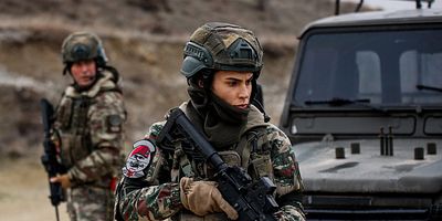 Savaşçı 102.Bölüm posteri