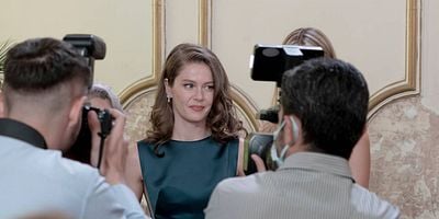 Camdaki Kız 11.Bölüm posteri