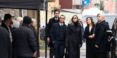 Camdaki Kız 28.Bölüm posteri