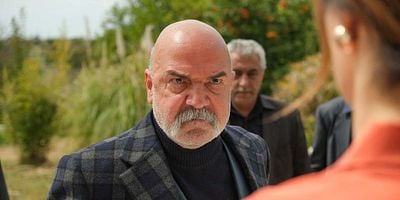 Bir Zamanlar Çukurova 132.Bölüm posteri