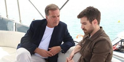 Üç Kız Kardeş 11.Bölüm posteri