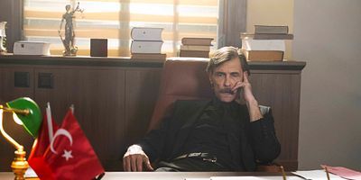 Hakim 9.Bölüm posteri