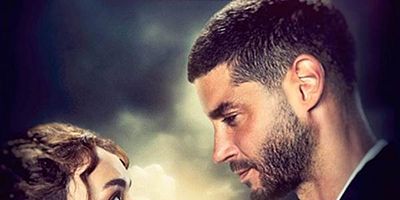 Bir Küçük Gün Işığı 1.Bölüm posteri