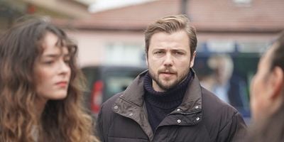 Baba 28.Bölüm posteri