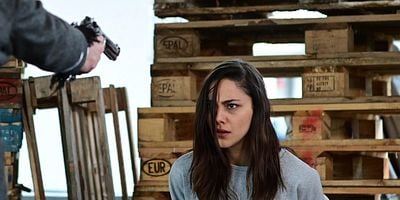 O kız 24.Bölüm Final posteri