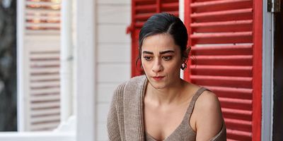 Yüz Yıllık Mucize 1.Bölüm posteri