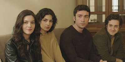 Gelsin Hayat Bildiği Gibi 36.Bölüm posteri