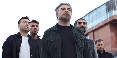 Ben Bu Cihana Sığmazam 29.Bölüm posteri