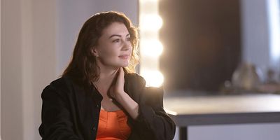 Kraliçe 8.Bölüm posteri