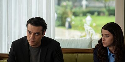 Ateş Kuşları 12.Bölüm posteri