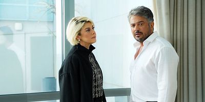 Yalı Çapkını 49.Bölüm posteri