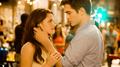 Kristen Stewart, "Twilight"ı Yeniden Yönetmeye Kararlı haber görseli