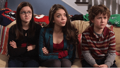 Yıllar Sonra Yine Eskisi Gibi: "Modern Family" Oyuncuları Artık Ev Arkadaşı haber görseli