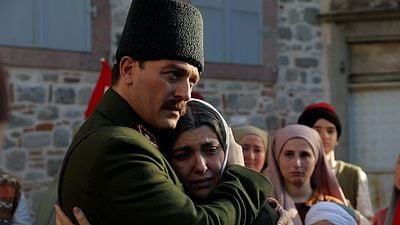"Zübeyde, Analar ve Oğullar" Filminden 30 Ağustos'a Özel Teaser haber görseli