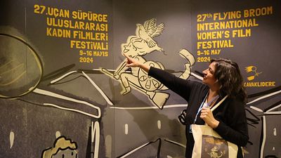 27. Uçan Süpürge Kadın Filmleri Festivali Devam Ediyor haber görseli